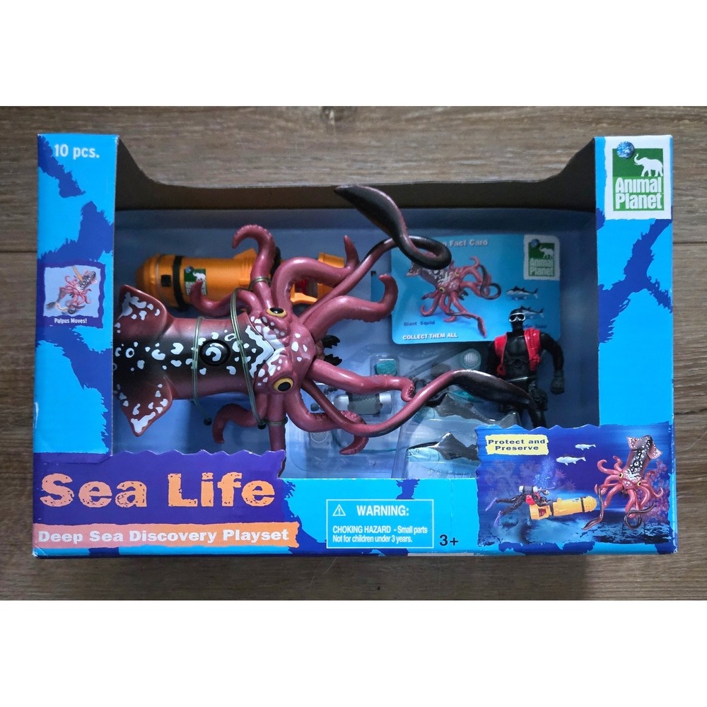 Animal Planet Deep Sea Discovery Playset Kids Unisex OS Red New Giant Squid 2006
